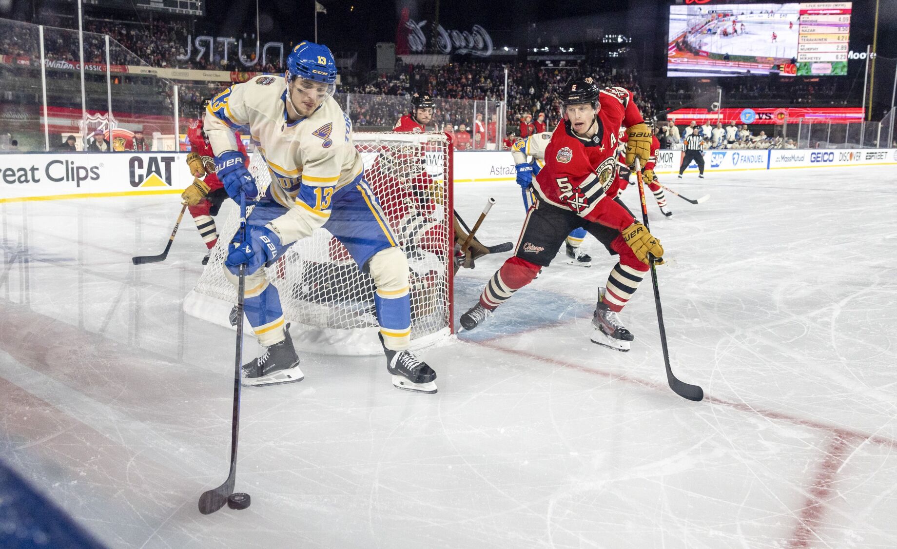 The Blues and Blackhawks take Wrigley Field for the Winter Classic